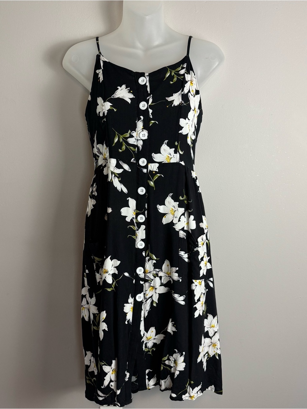 Blooming Jelly Black Floral Spaghetti Strap Midi Dress With Pockets Size M - Picture 5 of 13